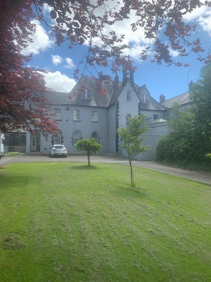 Presentation Convent Hostel Mooncoin Exterior photo